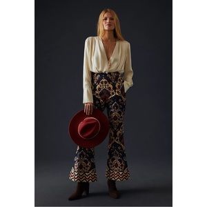 NWOT Ranna Gill Printed Flare Pants